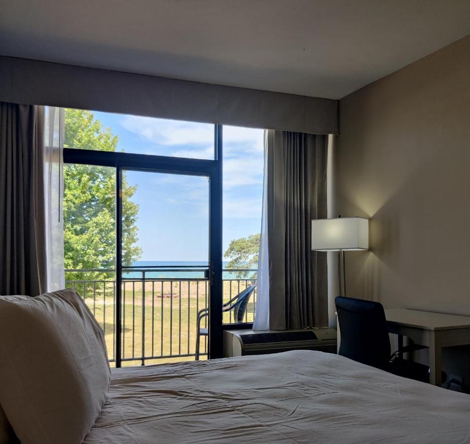 Illinois Beach Hotel Zion Экстерьер фото