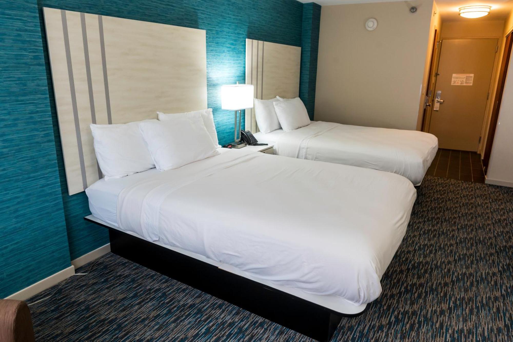 Illinois Beach Hotel Zion Экстерьер фото